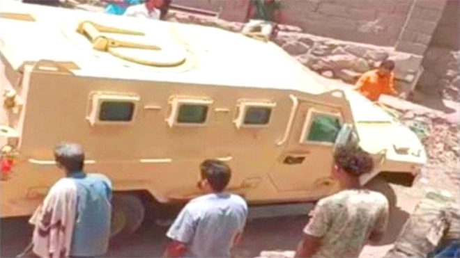 أمن ردفان يشتبك مع عناصر إجرامية هاربة من وجه العدالة